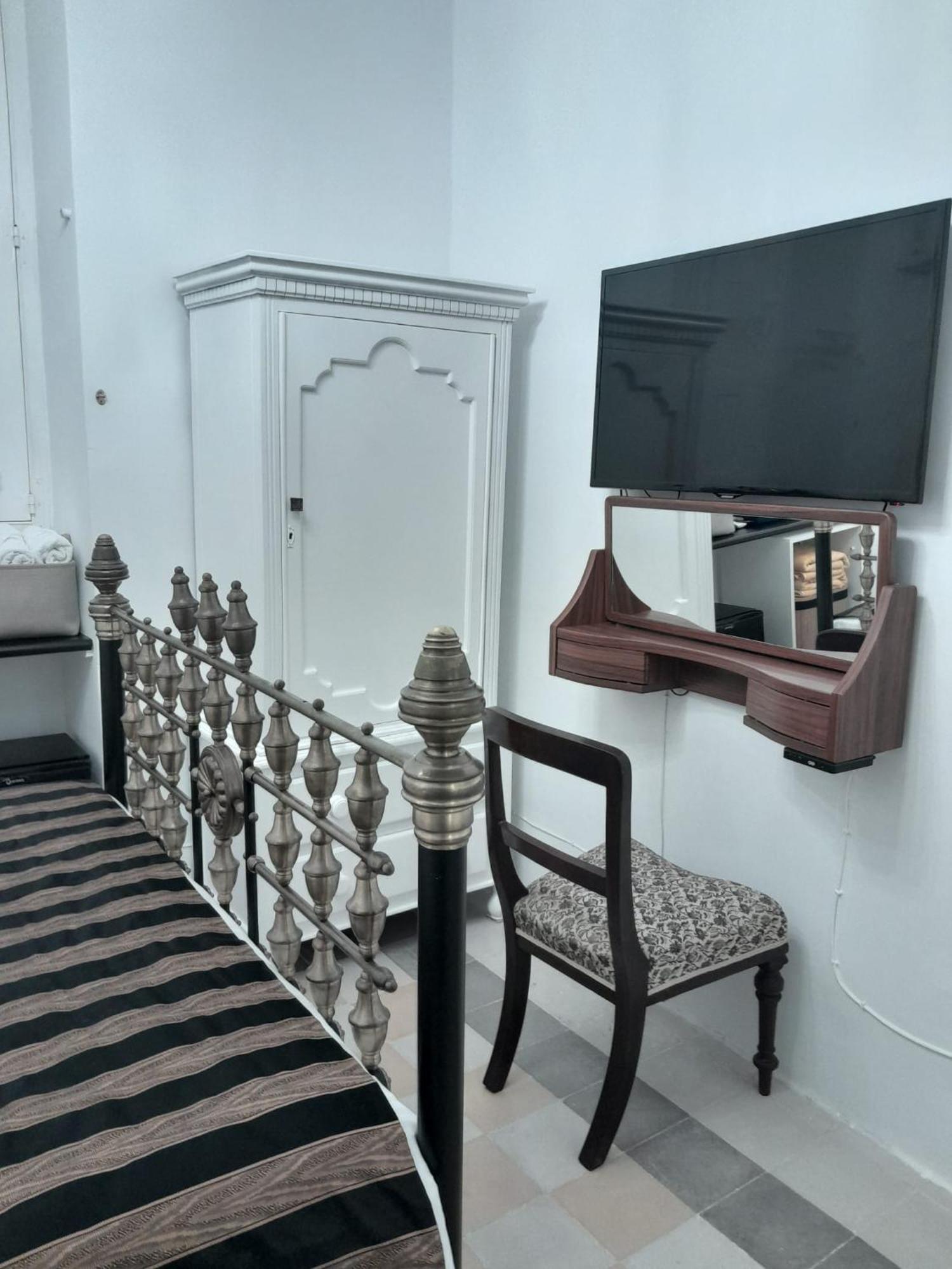 Charming Town House In Cospicua, Valperga Rooms 外观 照片